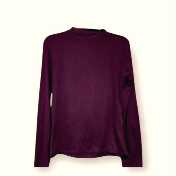 URBAN EPISODE- PLUM CUT OUT OVAL NECKLINE MOCK TURTLENECK TOP - Picture 4 of 7